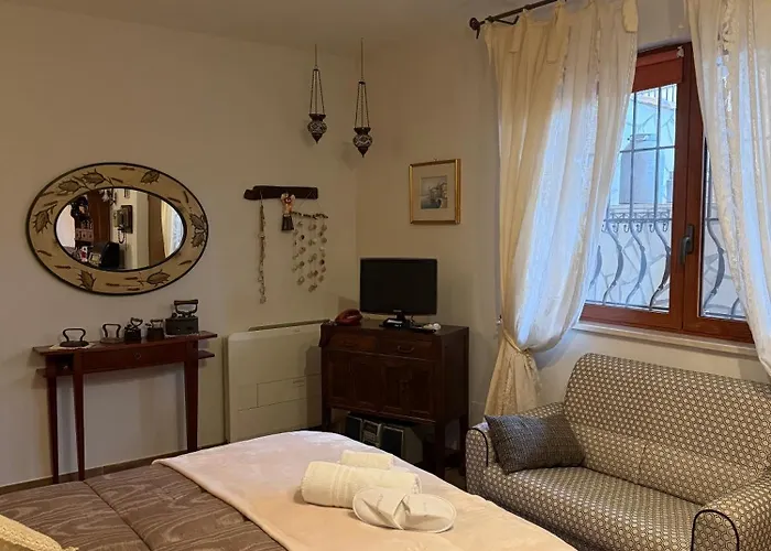 Liguorini House 阿韦利诺